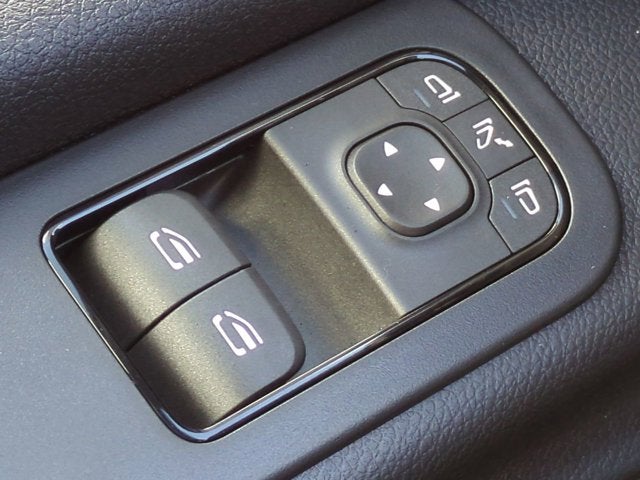 2026 Mercedes-Benz Sprinter Cargo Van 2500 Standard Roof I4 Diesel HO 144 RWD