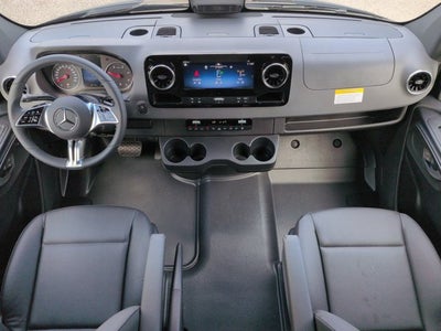 2026 Mercedes-Benz Sprinter Passenger Van 2500 High Roof I4 Diesel HO 170 RWD