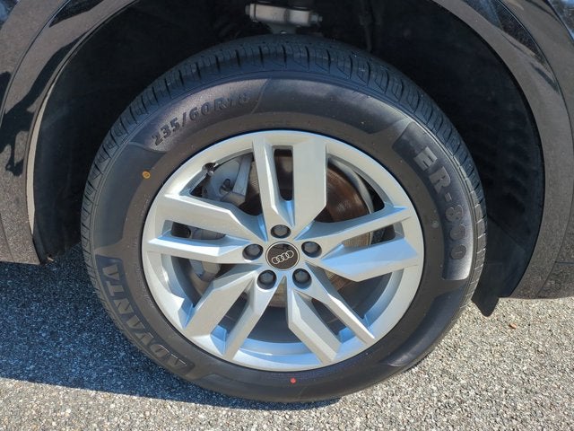 2023 Audi Q5 S line Premium