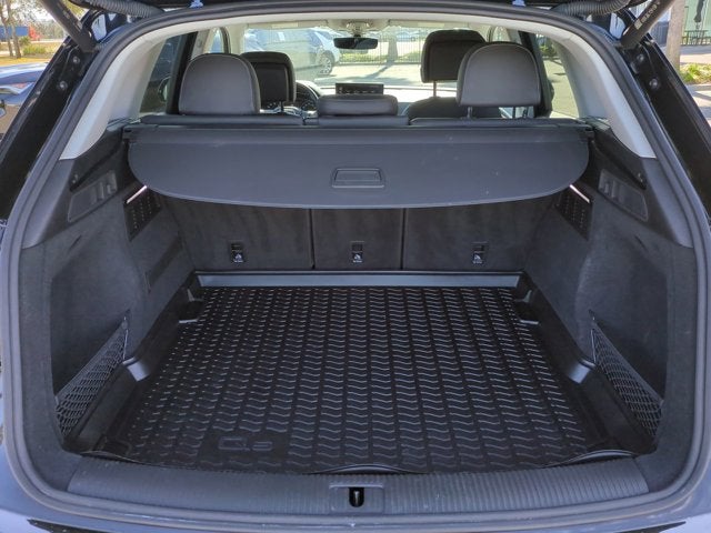 2023 Audi Q5 S line Premium