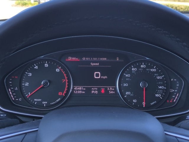 2023 Audi Q5 S line Premium