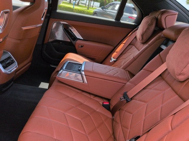 2024 BMW 7 Series 760i xDrive