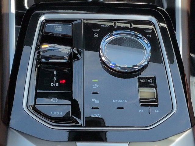 2024 BMW 7 Series 760i xDrive