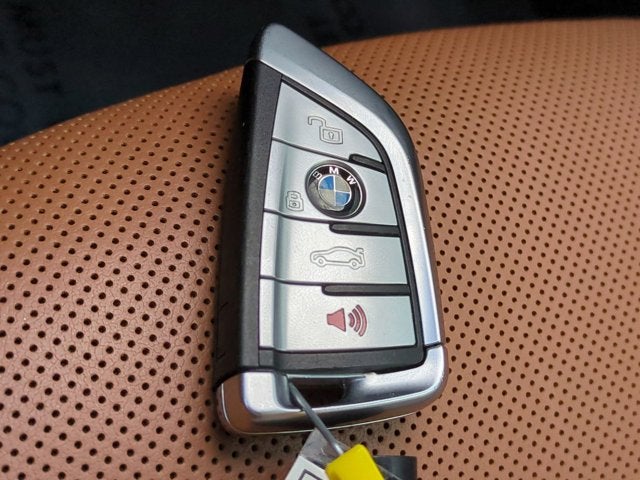 2022 BMW 8 Series 840i