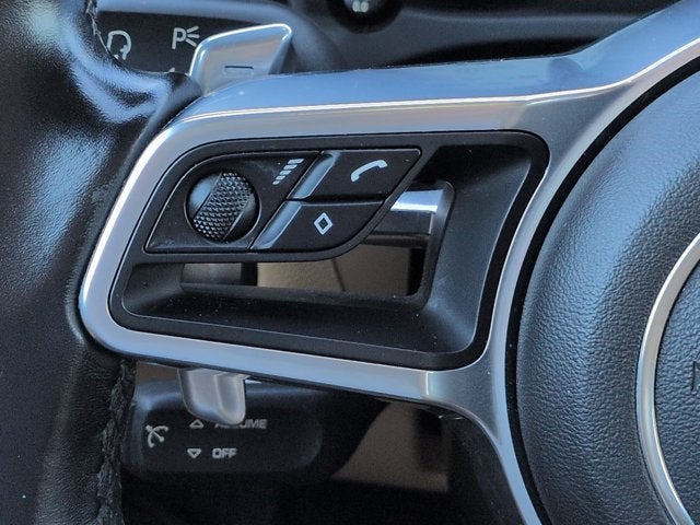 2018 Porsche Macan Base