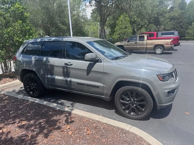 2020 Jeep Grand Cherokee Altitude