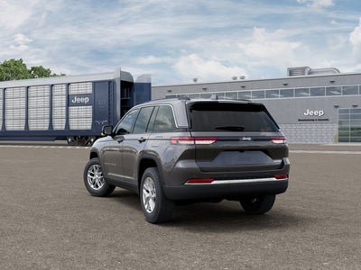 2026 Jeep Grand Cherokee Base