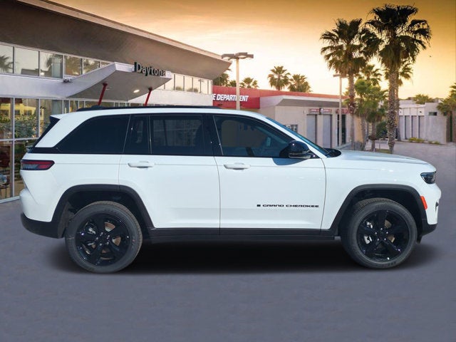 2025 Jeep Grand Cherokee Altitude