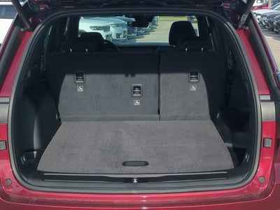 2025 Jeep Grand Cherokee Base