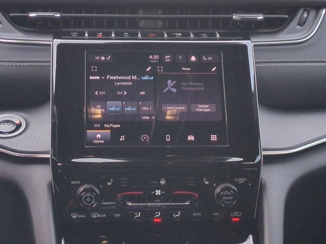 2025 Jeep Grand Cherokee Base