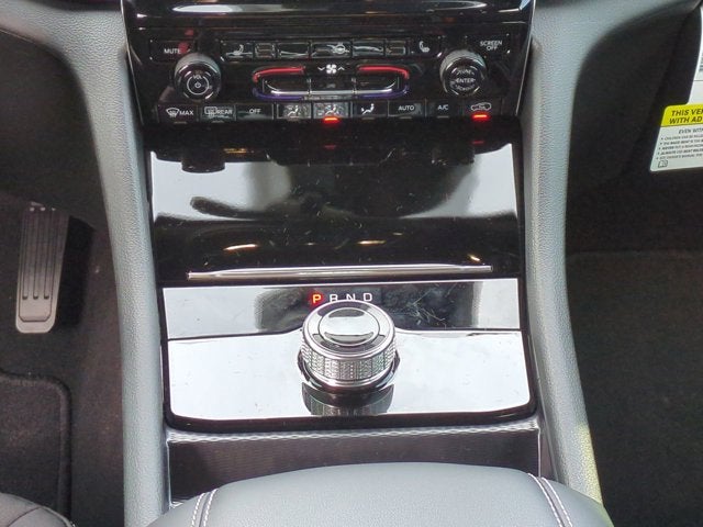 2025 Jeep Grand Cherokee Base