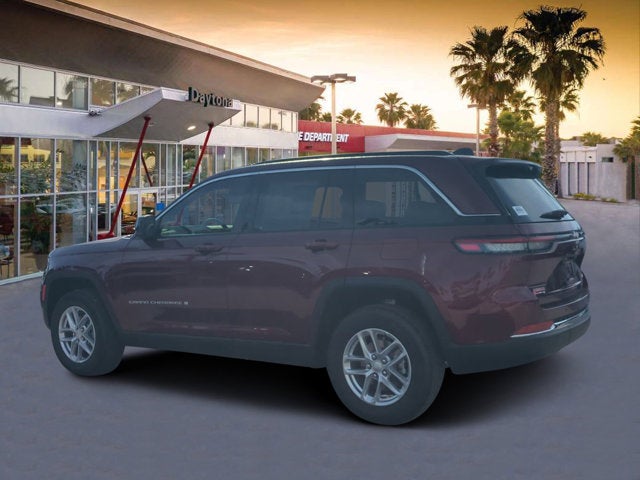 2025 Jeep Grand Cherokee Base