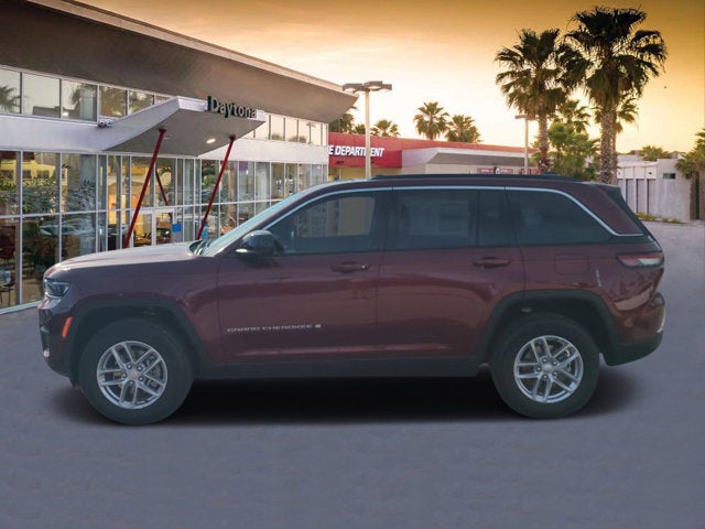 2025 Jeep Grand Cherokee Base