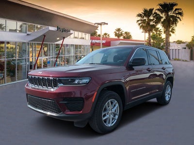 2025 Jeep Grand Cherokee Base