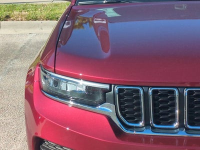 2025 Jeep Grand Cherokee Laredo