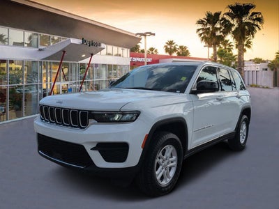 2024 Jeep Grand Cherokee Laredo
