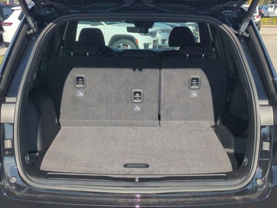 2025 Jeep Grand Cherokee Base