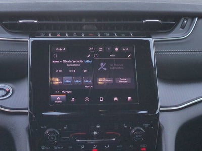 2025 Jeep Grand Cherokee Base