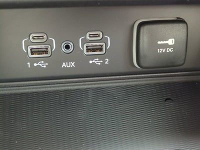 2025 Jeep Grand Cherokee Base