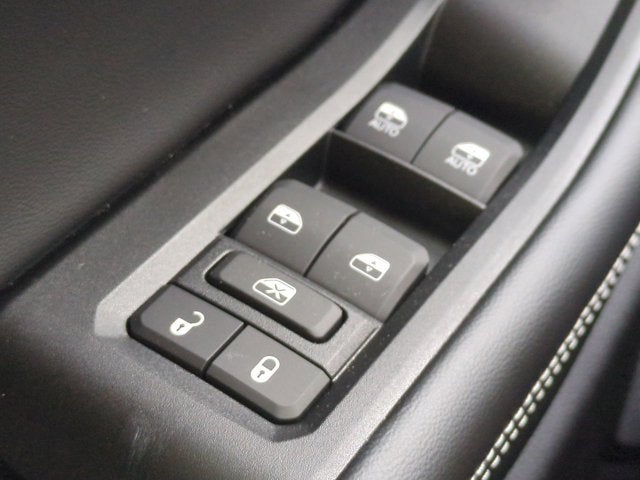 2025 Jeep Grand Cherokee Base