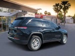 2025 Jeep Grand Cherokee Base
