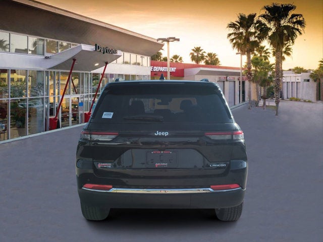 2025 Jeep Grand Cherokee Base