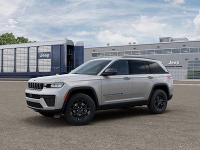 2026 Jeep Grand Cherokee Laredo Altitude