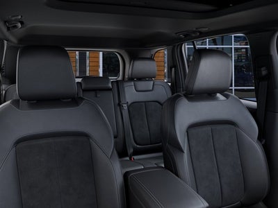 2026 Jeep Grand Cherokee Laredo Altitude