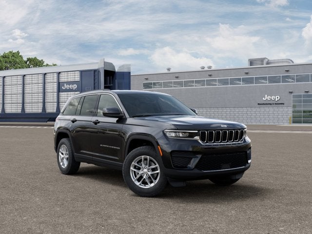 2026 Jeep Grand Cherokee Base
