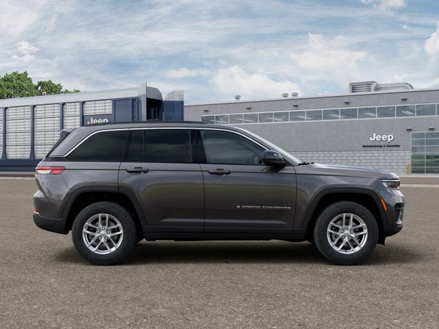 2026 Jeep Grand Cherokee Base