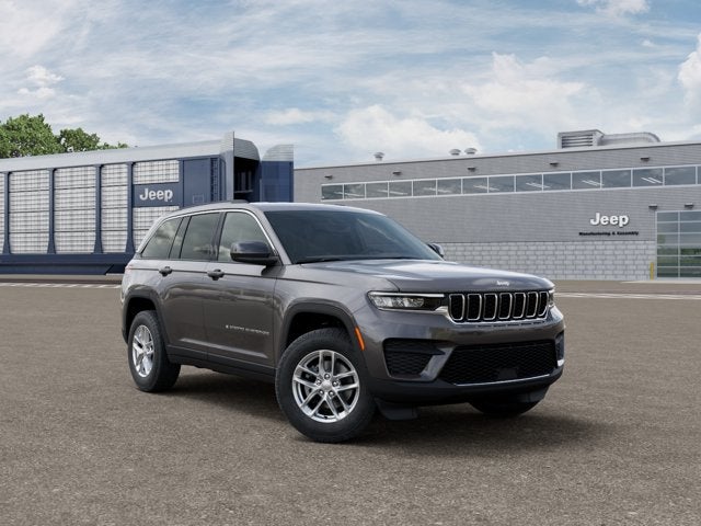 2026 Jeep Grand Cherokee Base