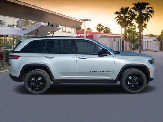 2024 Jeep Grand Cherokee Altitude in Daytona Beach, FL - Daytona Auto Mall