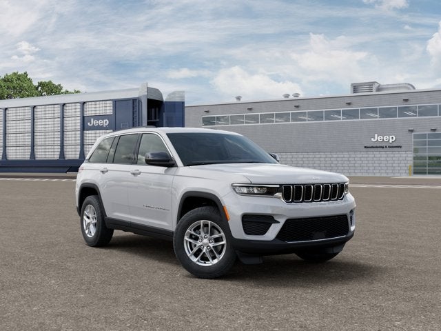 2026 Jeep Grand Cherokee Base
