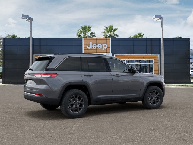 2027 Jeep Grand Cherokee Altitude