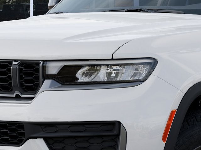 2027 Jeep Grand Cherokee Altitude