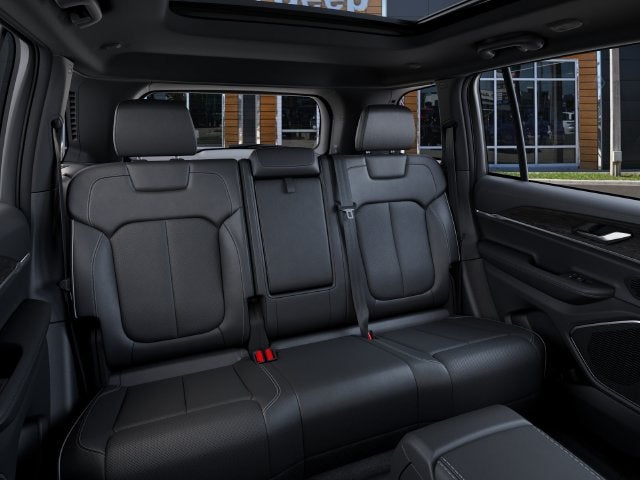 2027 Jeep Grand Cherokee Limited Reserve