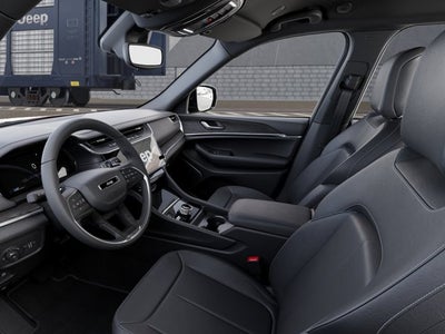 2026 Jeep Grand Cherokee Base