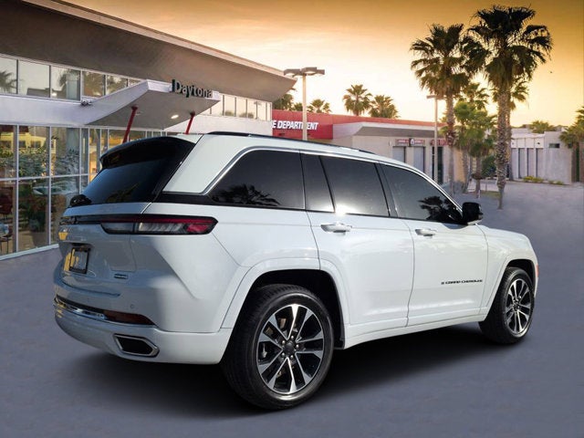 2022 Jeep Grand Cherokee Overland