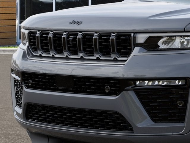 2027 Jeep Grand Cherokee Summit