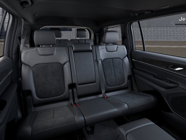 2026 Jeep Grand Cherokee L Laredo Altitude