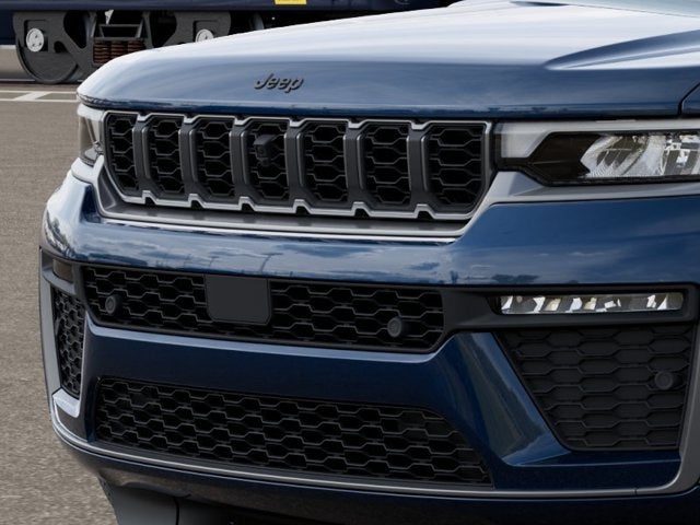 2027 Jeep Grand Cherokee L Base