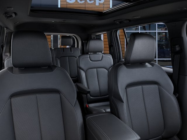 2027 Jeep Grand Cherokee L Limited Reserve