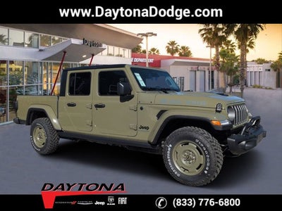 2026 Jeep Gladiator Base