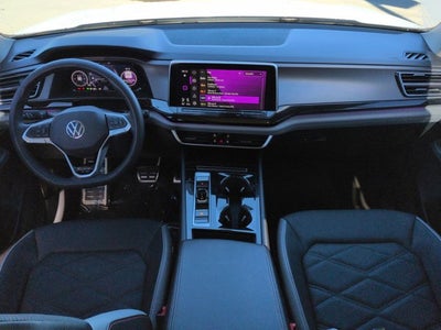 2024 Volkswagen Atlas 2.0T Peak Edition SE w/Technology