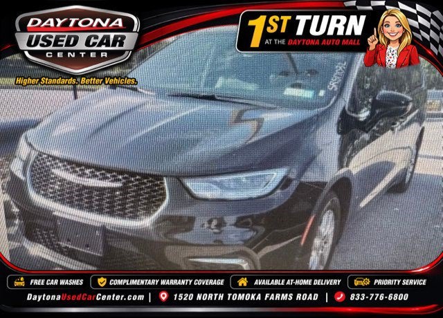 2025 Chrysler Pacifica Select
