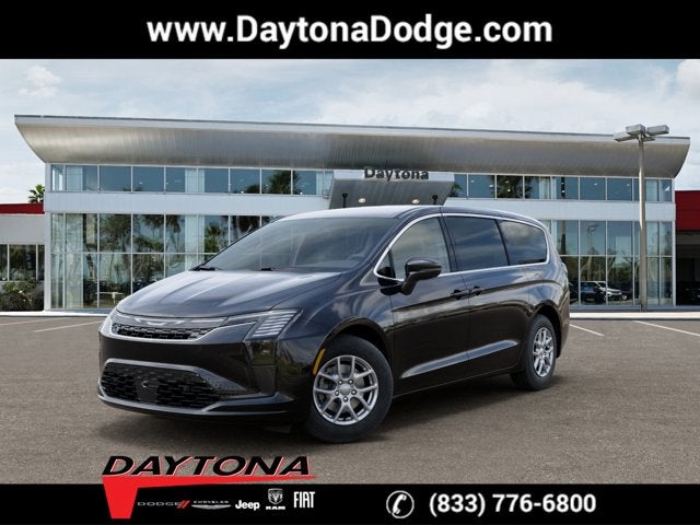 2027 Chrysler Pacifica Select's photo