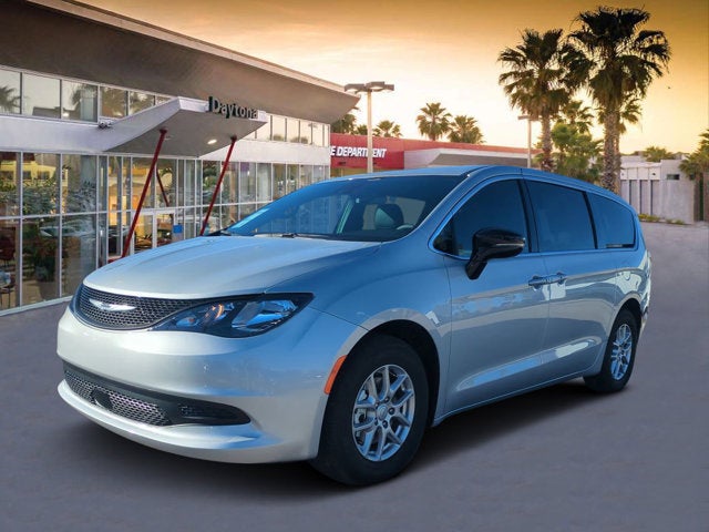 2026 Chrysler Voyager LX