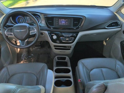 2017 Chrysler Pacifica LX