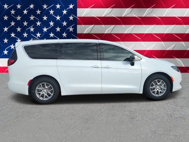 2026 Chrysler Voyager LX