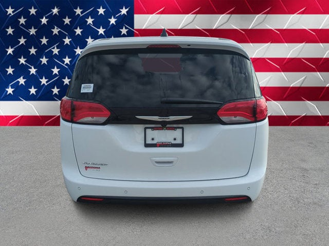 2026 Chrysler Voyager LX